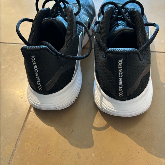 Adidas Tennis Shoes - Picture 8 of 9